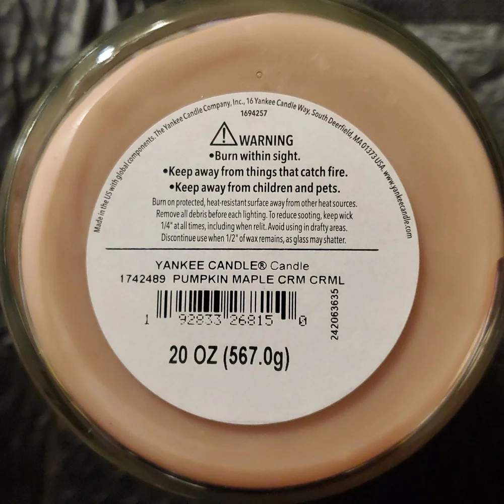 YANKEE CANDLE Pumpkin Maple Creme Caramel 2-wick Signature Jar New